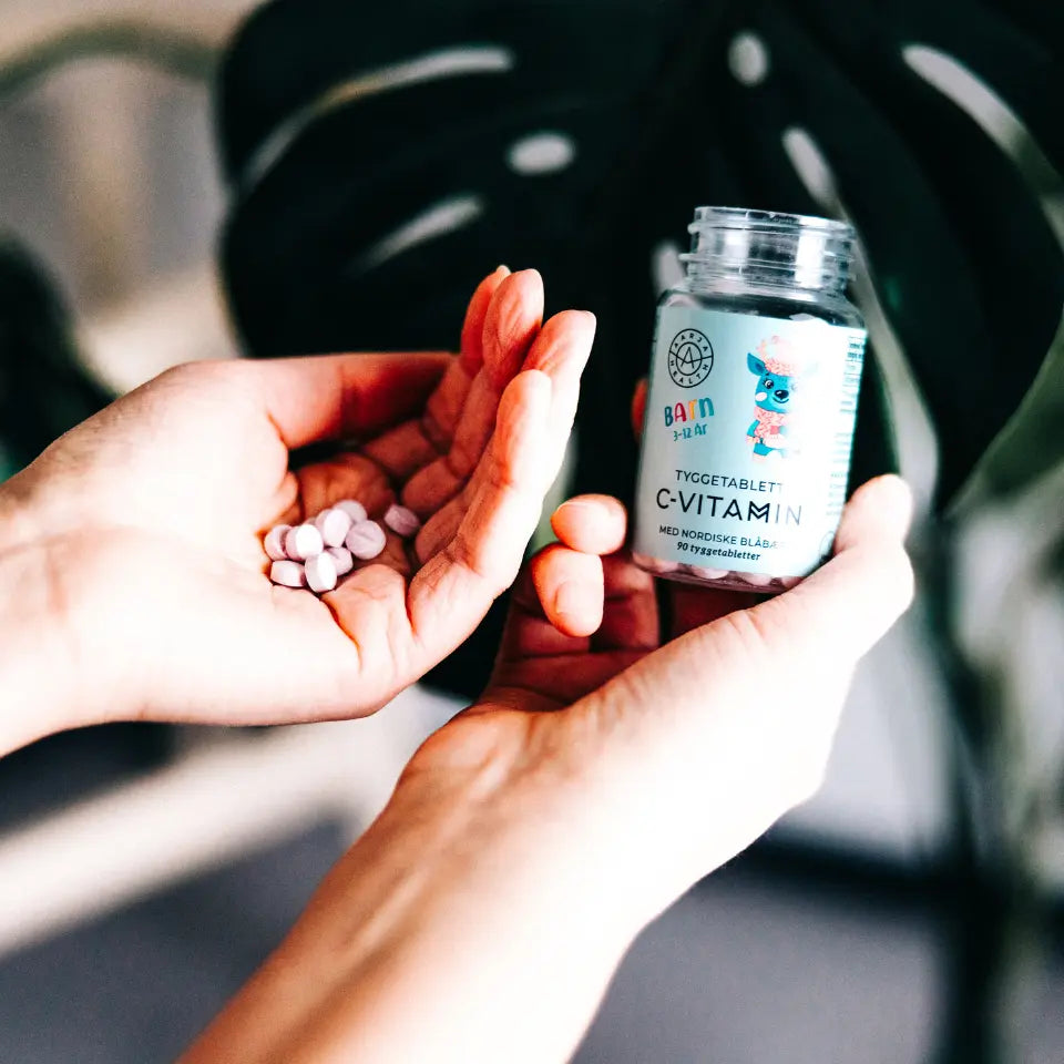 VITAMIN C & TYTTEBÆR FOR BARN Aarjahealth